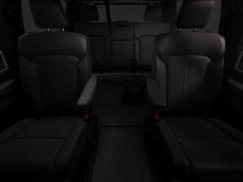 Used 2026 Jeep Grand Wagoneer 4WD image 3