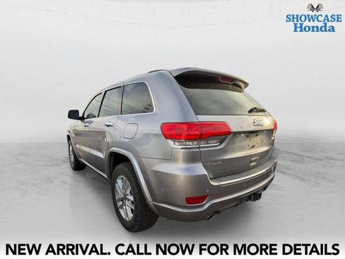 Used 2017 Jeep Grand Cherokee Overland w/ Jeep Active Safety Group image 4