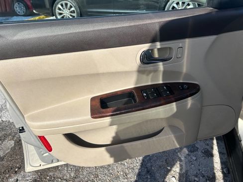 Used 2008 Buick LaCrosse CX image 13