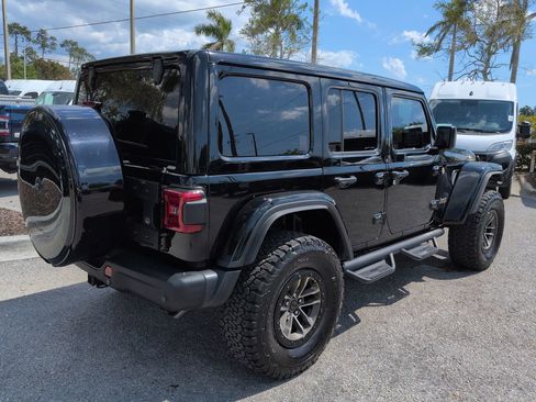 Used 2024 Jeep Wrangler Unlimited Rubicon 392 image 5