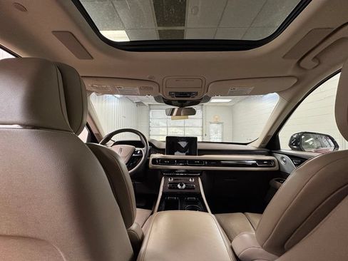 Used 2020 Lincoln Aviator Reserve w/ Equipment Group 202A AWD/4WD image 26