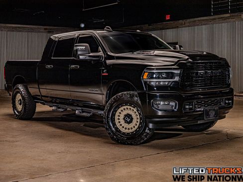 Used 2024 RAM 3500 Laramie w/ Night Edition AWD/4WD image 1