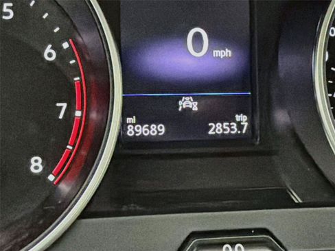 Used 2021 Volkswagen Tiguan S FWD image 12