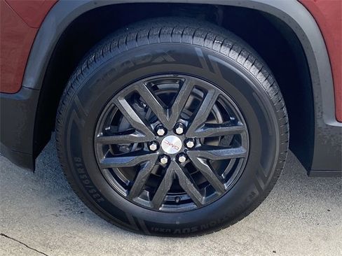 Used 2018 GMC Acadia SLT image 24