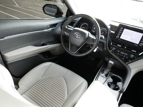 Certified 2024 Toyota Camry SE image 10