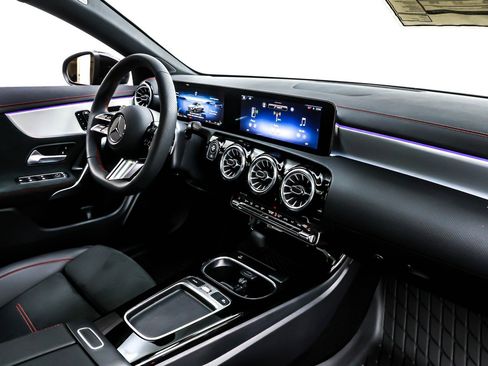 New 2026 Mercedes-Benz CLA 250 image 5