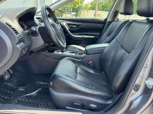 Used 2018 Nissan Altima 2.5 SL FWD image 19