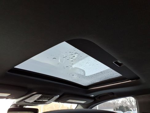 Used 2019 Jeep Grand Cherokee Limited image 5