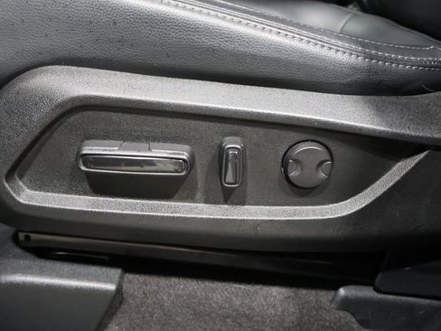 Used 2023 Honda Pilot EX-L image 10