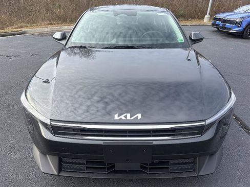New 2025 Kia K4 LXS image 2