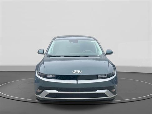 New 2026 Hyundai Santa Fe Calligraphy FWD image 2