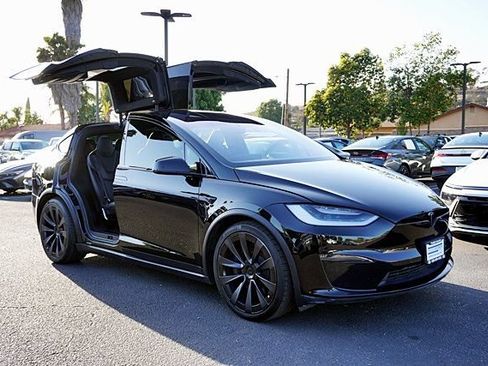 Used 2022 Tesla Model X Plaid AWD/4WD image 11