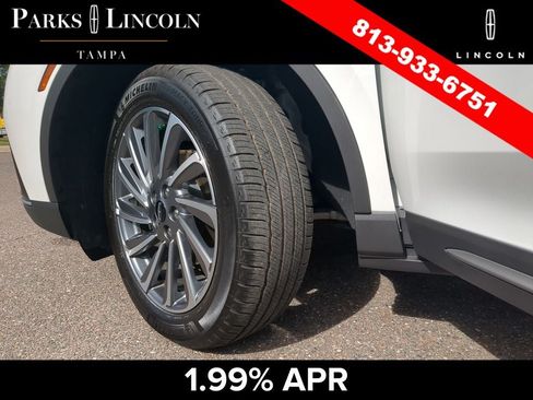Certified 2025 Lincoln Corsair Reserve FWD image 34