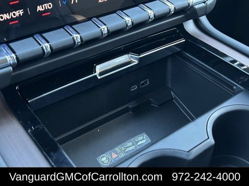 New 2026 GMC Yukon XL Denali w/ Denali Reserve Package AWD/4WD image 18