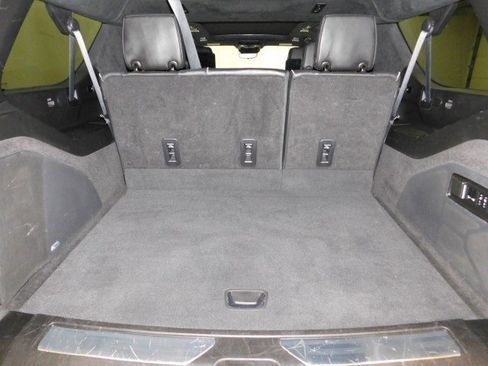 Used 2021 Cadillac Escalade ESV Sport Platinum w/ Heavy-Duty Trailer Package image 17