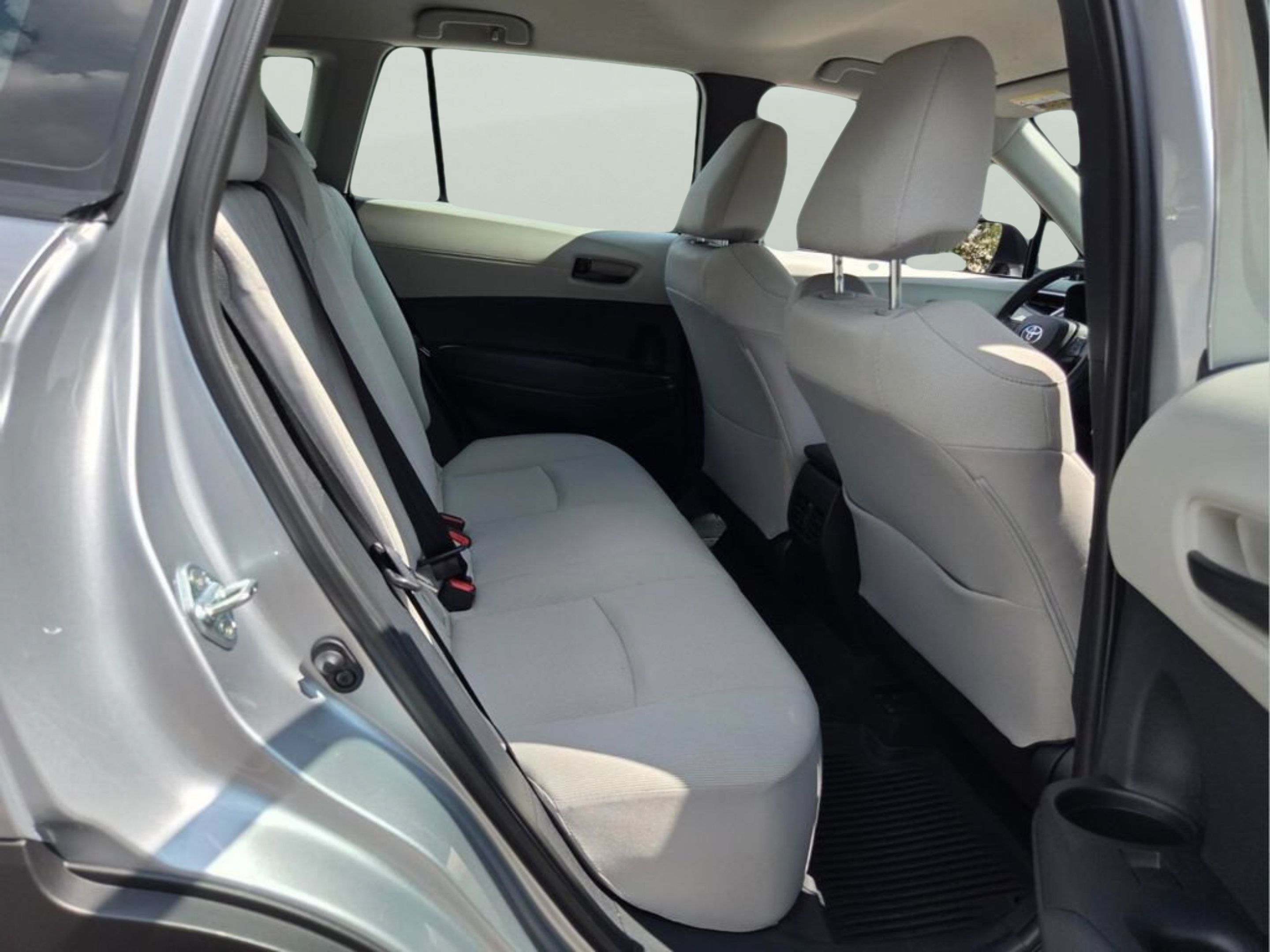 Used 2023 Toyota Corolla Cross L FWD image 17