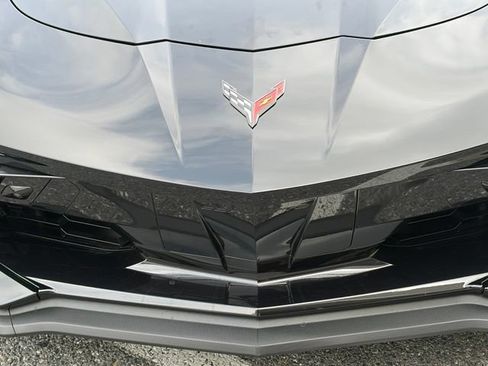 Used 2021 Chevrolet Corvette Stingray Premium Conv w/ Z51 Performance Package RWD image 12