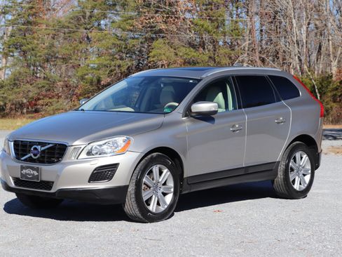 Used 2012 Volvo XC60 T6 image 36