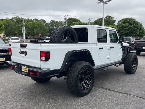 Used 2021 Jeep Gladiator Rubicon AWD/4WD image 3