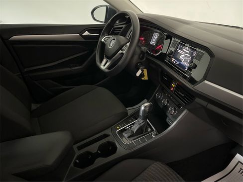 Used 2020 Volkswagen Jetta S image 30