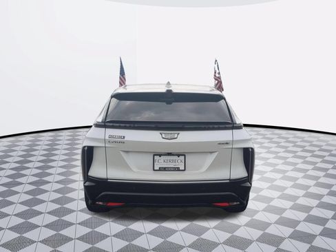 Certified 2024 Cadillac Lyriq Luxury RWD image 6