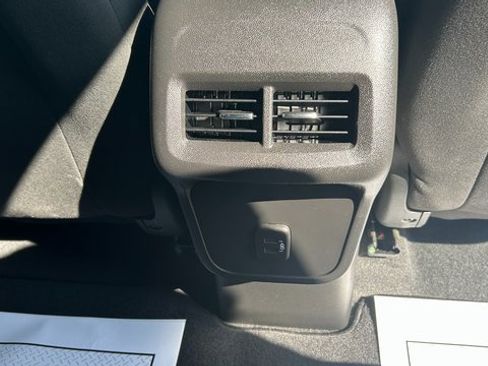 Certified 2022 Chevrolet Equinox LS w/ LS Convenience Package image 51