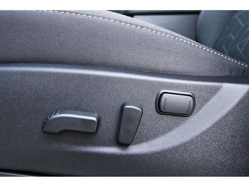 New 2026 Nissan Frontier SV image 29