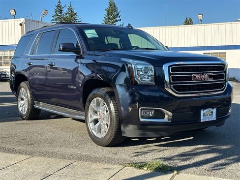 Used 2019 GMC Yukon SLT w/ Open Road Package image 4