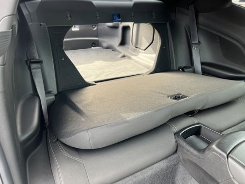 Used 2022 Chevrolet Camaro LT image 20