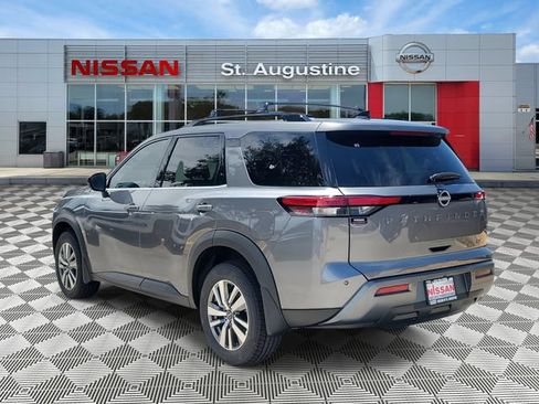 New 2026 Nissan Pathfinder SL FWD image 4