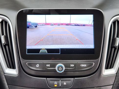 Used 2024 Chevrolet Malibu LT image 19