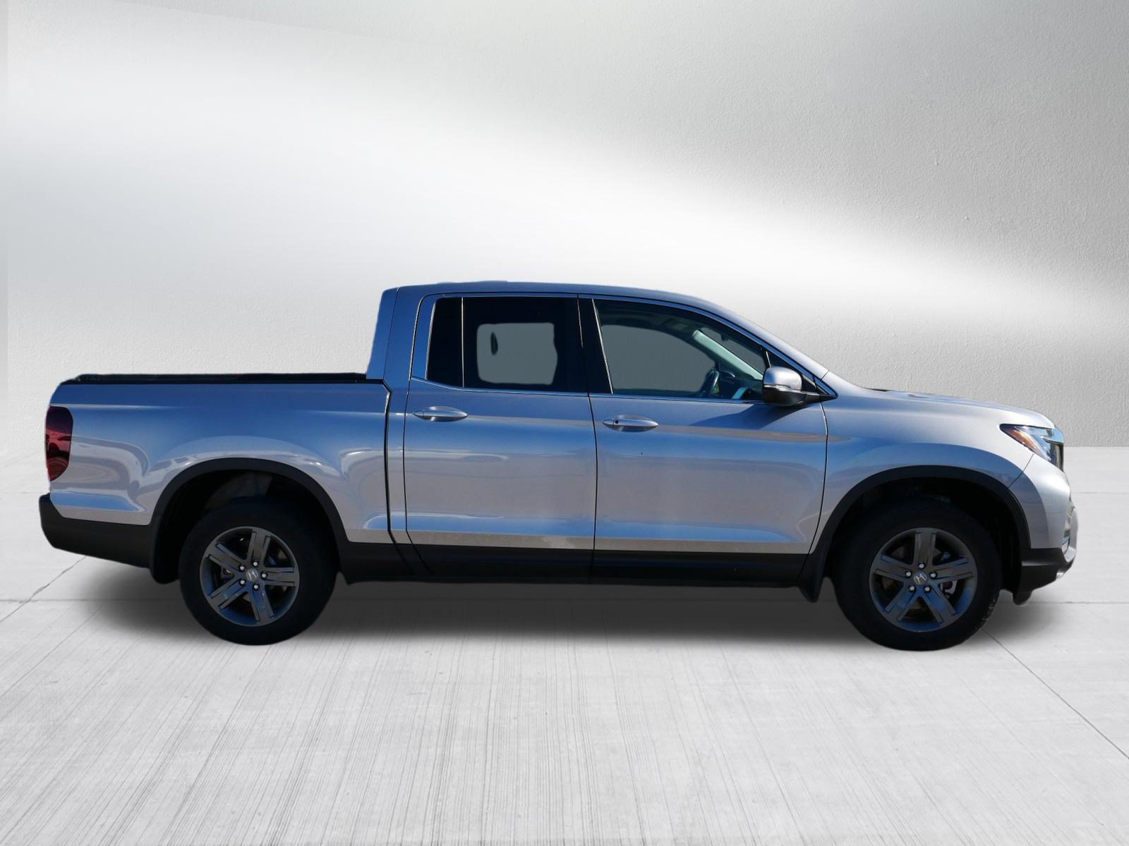 Certified 2023 Honda Ridgeline RTL image 8