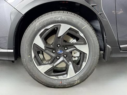New 2026 Subaru Crosstrek 2.5i Limited w/ Crosstrek Mirror Package AWD/4WD image 31