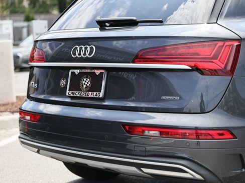 Used 2023 Audi Q5 2.0T Premium w/ Convenience Package AWD/4WD image 9
