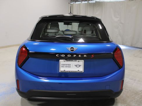 Certified 2025 MINI Cooper S image 7