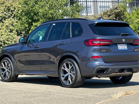 Used 2022 BMW X5 M50i AWD/4WD image 7
