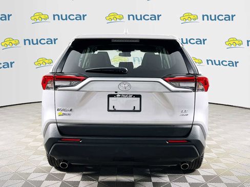 Used 2024 Toyota RAV4 LE image 6