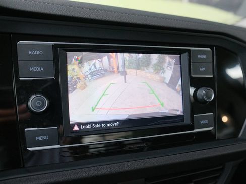 Used 2022 Volkswagen Jetta SE FWD image 21