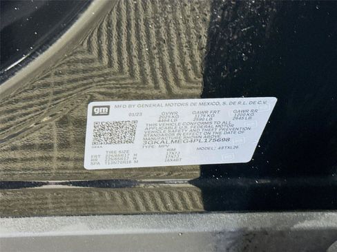 Used 2023 GMC Terrain SLE w/ Driver Convenience Package FWD image 23