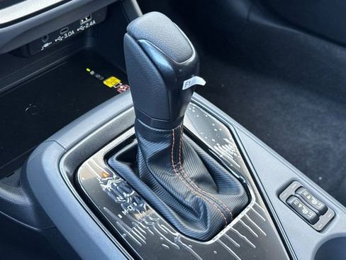Used 2025 Subaru Crosstrek 2.5i Limited w/ Popular Package #3A image 18