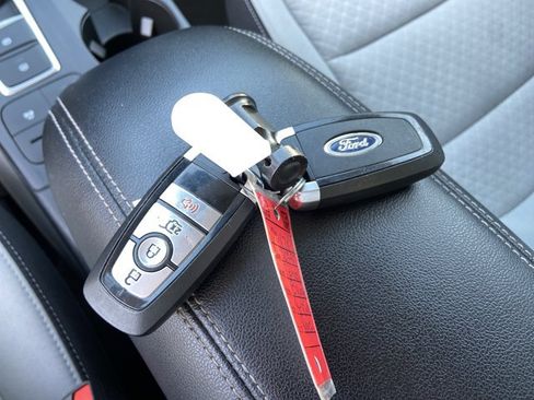 Used 2025 Ford Escape Active FWD image 46