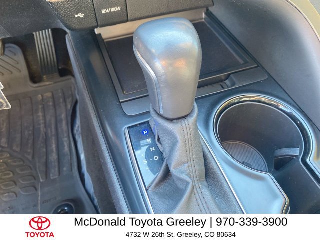 Used 2020 Toyota Camry SE FWD image 20