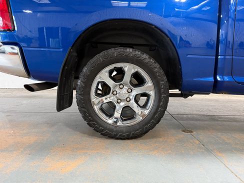 Used 2015 RAM 1500 ST w/ SXT Appearance Group AWD/4WD image 9