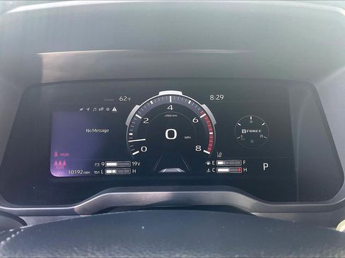 Used 2024 Toyota Tundra Limited AWD/4WD image 25