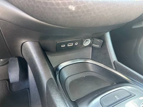 Used 2023 Chevrolet Malibu LT FWD image 23