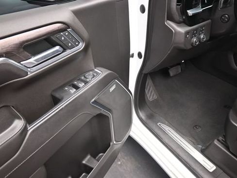 Used 2022 Chevrolet Silverado 1500 LTZ w/ Max Trailering Package AWD/4WD image 8