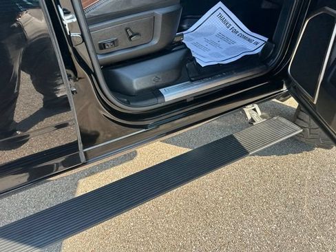 Used 2022 RAM 2500 Limited w/ Off Road Package AWD/4WD image 12