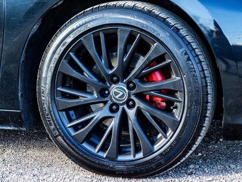 Used 2020 Lexus ES 300h w/ Premium Package image 10