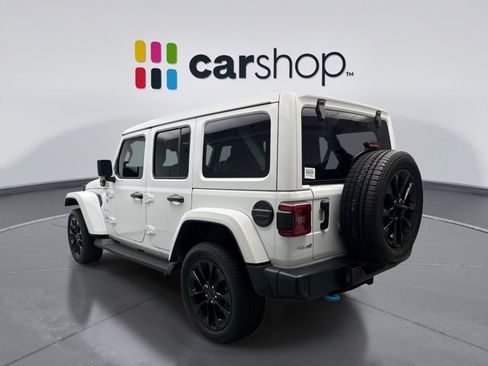 Used 2023 Jeep Wrangler Unlimited Sahara w/ Cold Weather Group AWD/4WD image 3