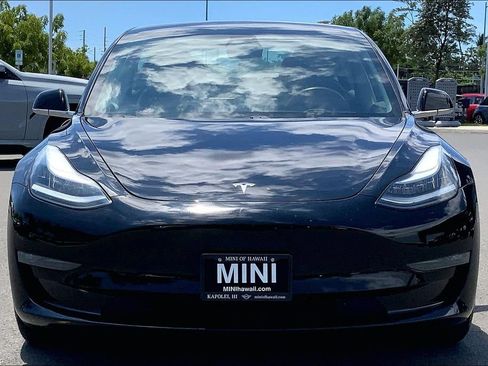 Used 2019 Tesla Model 3 Standard Range Plus RWD image 3